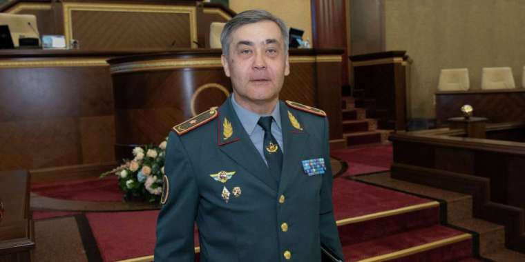 Министр Ермекбаев отставкаға кете ме?