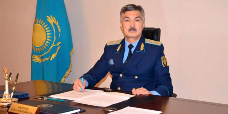 Бір күнде екі рет тағайындалған прокурор