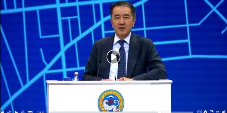 Қисайған үйге келгенде Сағынтаев Құдайдан қорқады