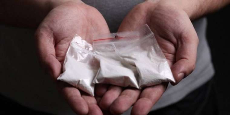 Есірткі сатып есі кеткендер