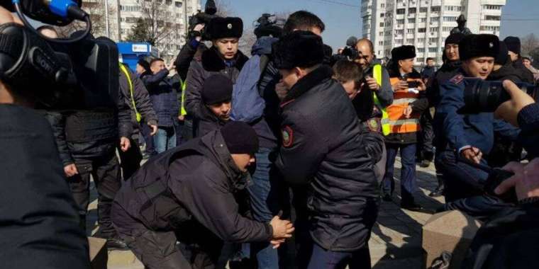 Тұрғымбаев: Митингілерде 80 адам ұсталды