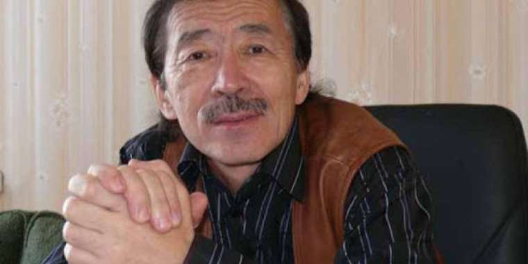 Ақын-жазушылар аяқ астынан драматург болды