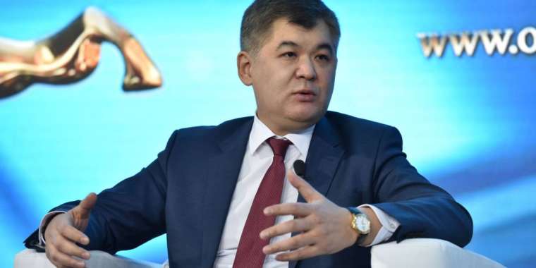 Карантинде әбден зеріккен диван сыншылар мен "сарапшылар" көп