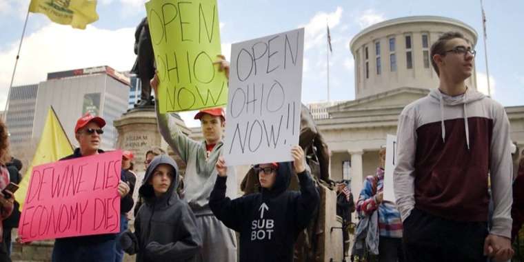 Карантинге қарсы митингке шықты