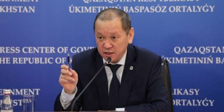 Берілмейтін 42 500: Министр кедейлерді қалай алдады?