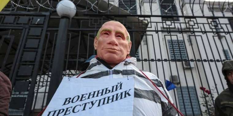 Канада: Путинді Гаага сотына тарту керек