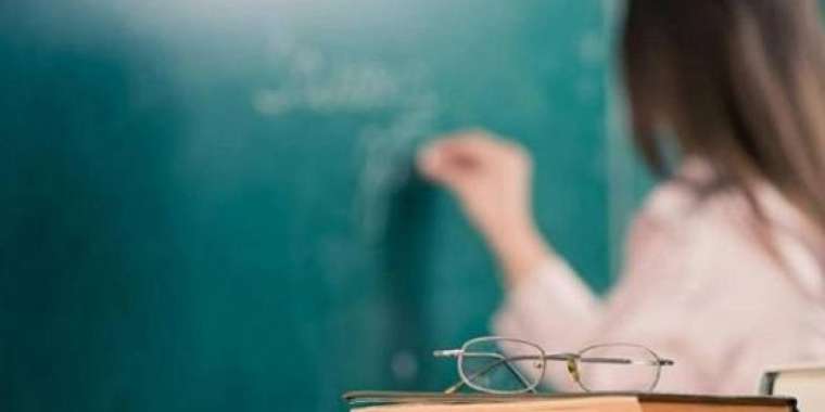 Мұғалімдер қағазбастылықтан құтылды
