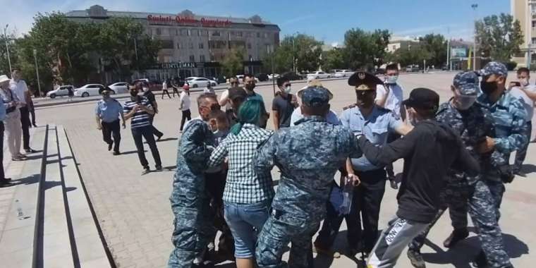 Қызылордадағы митингіде он шақты адам ұсталды