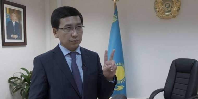 Аймағамбетовтің бір жылы: жас министр қалай «тәжірибелі» болды