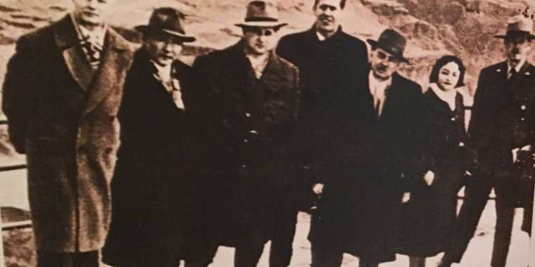 ҰМЫТ БОЛҒАН САПАР (Әуезов Америкада)