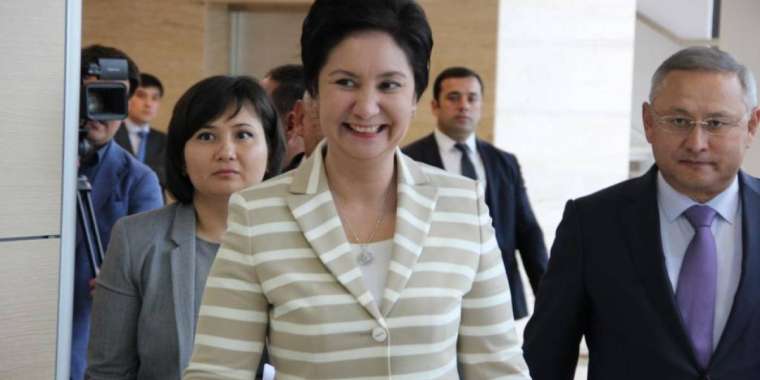 Әкім Әбдіқалықова, сіз ханның қызысыз ба?