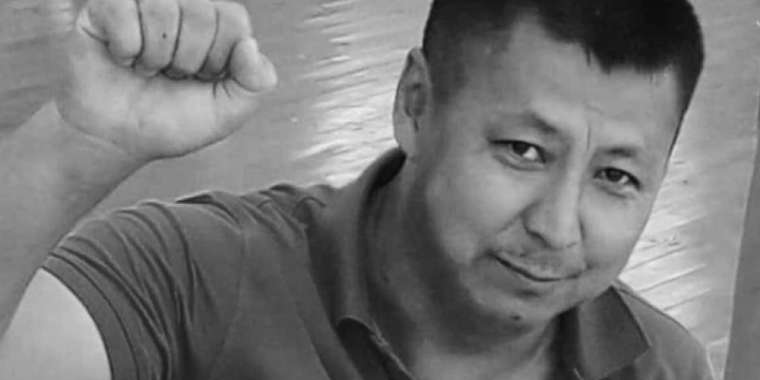 Дулат Ағаділдің асына бармақ болған белсенділерді жаппай қамап жатыр