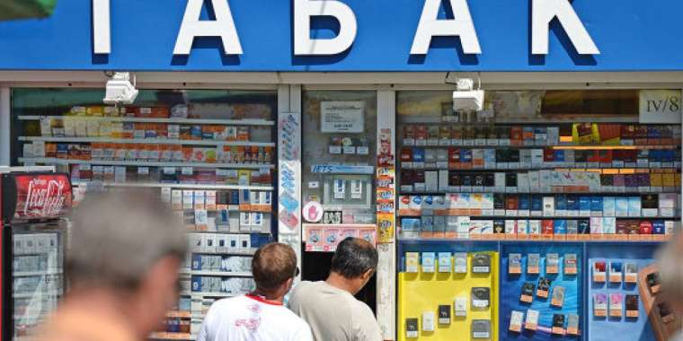 Жасөспірімге темекі сатпа: Сатушылардың  жауапкершілігі қандай?  