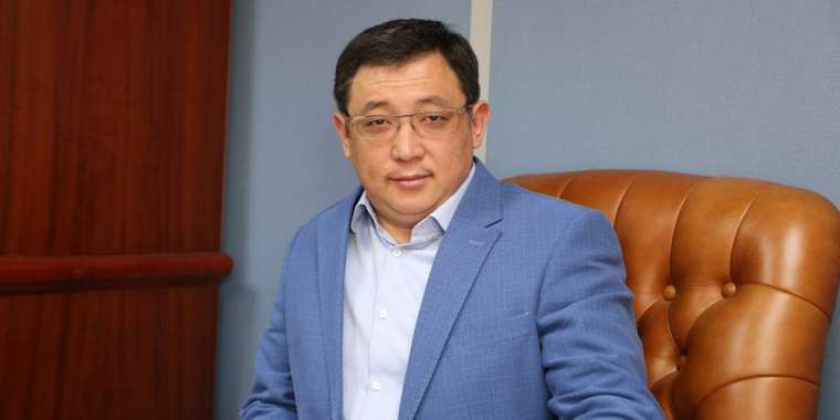 "Бекеңнің жүйкесі сыр бергенге ұқсайды. Шын жаным ашыды"