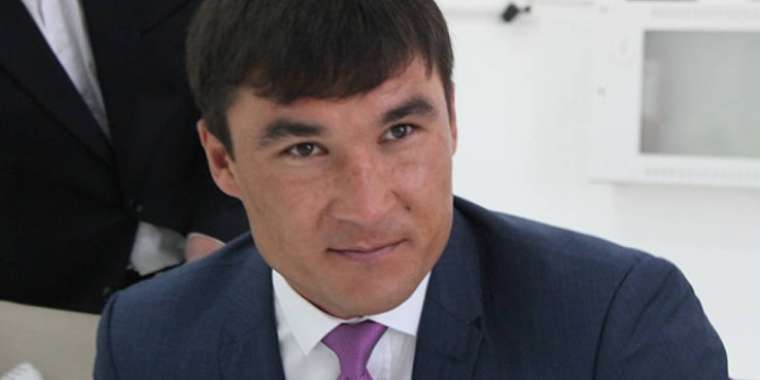 Сәпиев неге декреттік демалысқа шыққанын түсіндірді