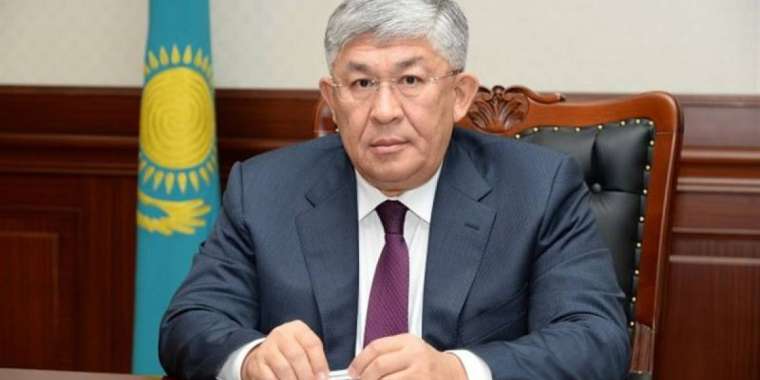 Қырымбек Көшербаев зиялы қауым өкілдерімен кездесті