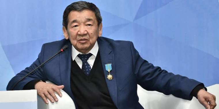 «Жекпе-жек» сарайына Үшкемпіровтың аты беріле ме?