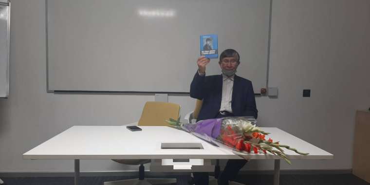 КНБ тәркілеген Қуанышалиннің кітабы жарыққа шықты