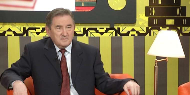 Автобиографизм мен псевдобиографизмге әуестік өзін ақтай бермес...