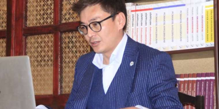 Экс-депутаттың адам атқан ұлы депутат болғысы келеді