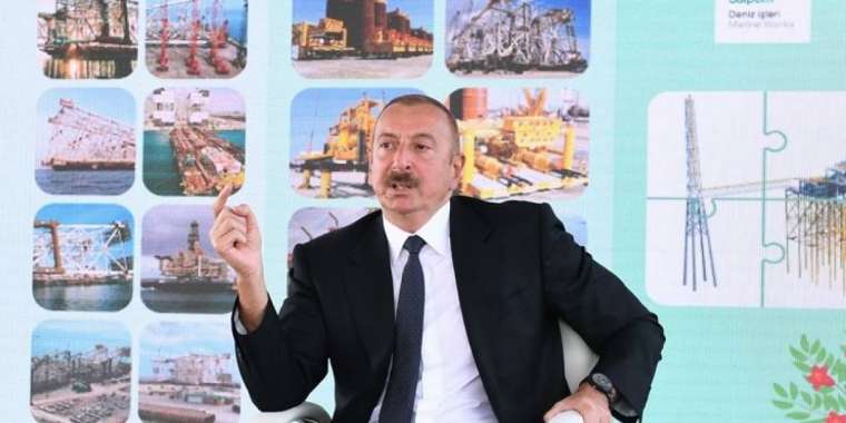 Ильхам Әлиев комендант сағатын енгізді