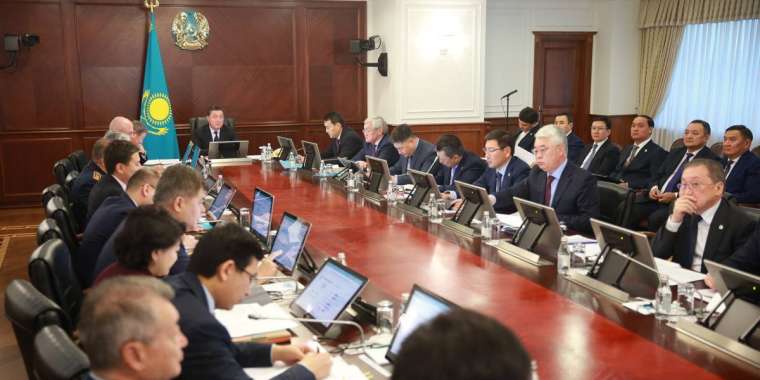 Тоқаевты тыңдамайтын, халықты естімейтін министрлер