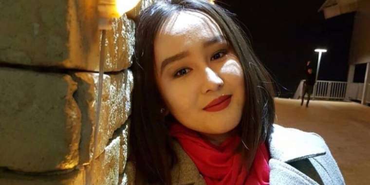 Жұлдыз Молдағалиева. "Қарай салшы! Жапырақ сарғайды ма?"