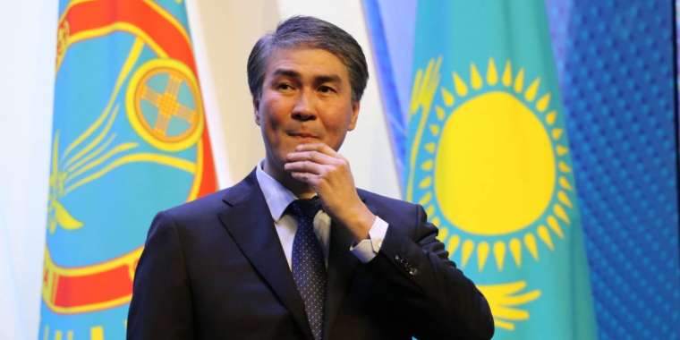 Қошанов пен Исекешев тергеу ісіне қатысты жобамен танысыпты