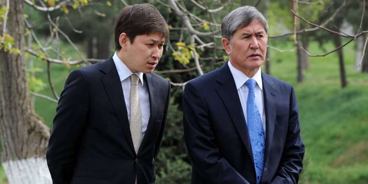 Атамбаев пен Ысқақовты наразылар түрмеден босатып алды