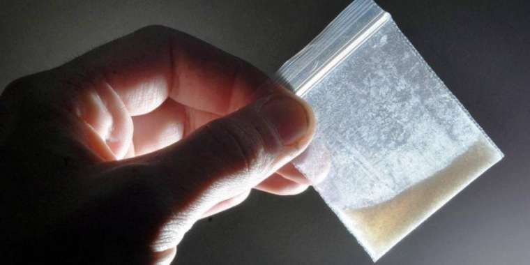 Синтетикалық есірткі: Тасымал мен сауда