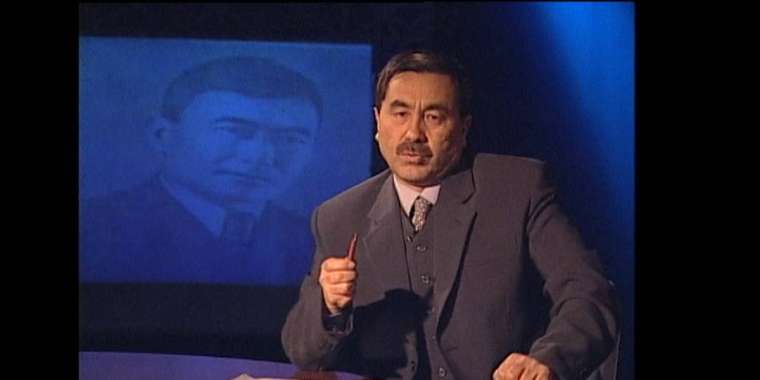 Жұмабай Шаштайұлы: Қасым Аманжолов есімі біз үшін қасиетті есім