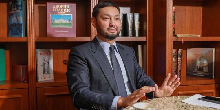 Тасмағамбетовтің күйеубаласы АҚШ сайлауын шулатып жатыр