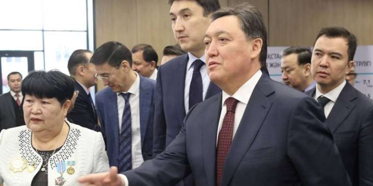 Мамин орындалмас уәдесін берді