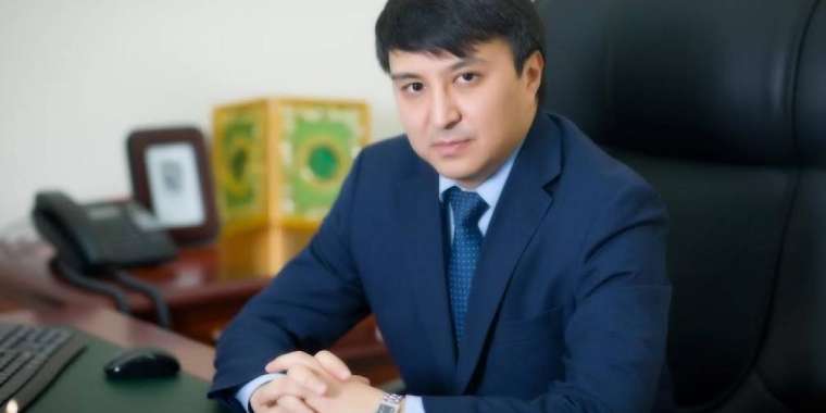 Тәжірибесіз Әлтаев "Nur Otan" партиясынан шығарылды