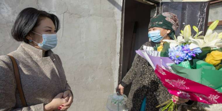 Halyk Bank тегін газ қосып беріп, жүректерді жылытты