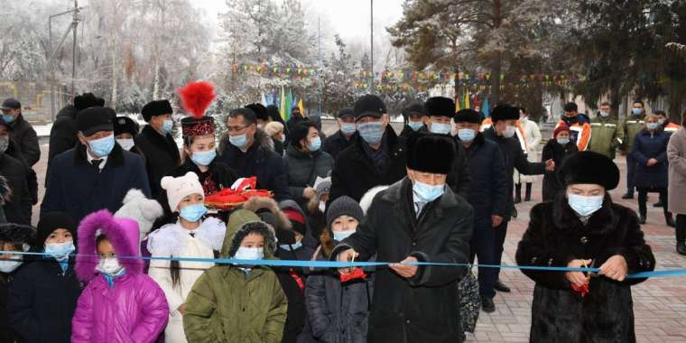 Үш ауысымды мектептер азайып жатыр