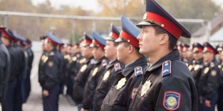 Ресейлік сарапшы Қазақстандағы құқық қорғау жүйесін мақтапты