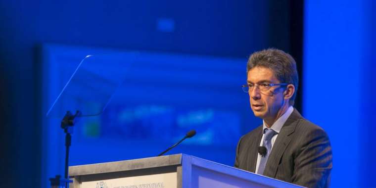 «Филип Моррис Интернэшнл» басшылығы ауысып жатыр