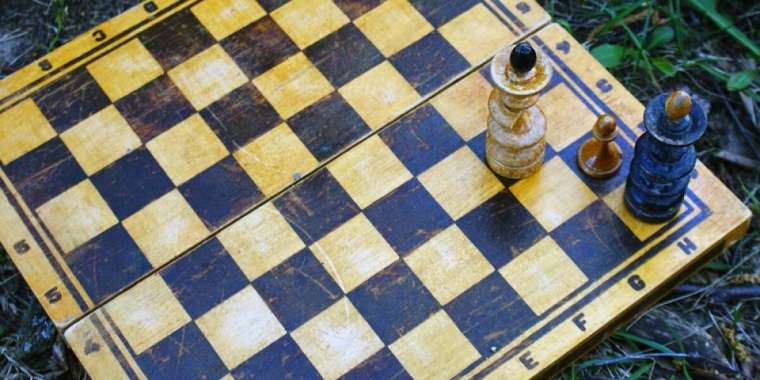 Революцияны болдырмайтын жалғыз жол