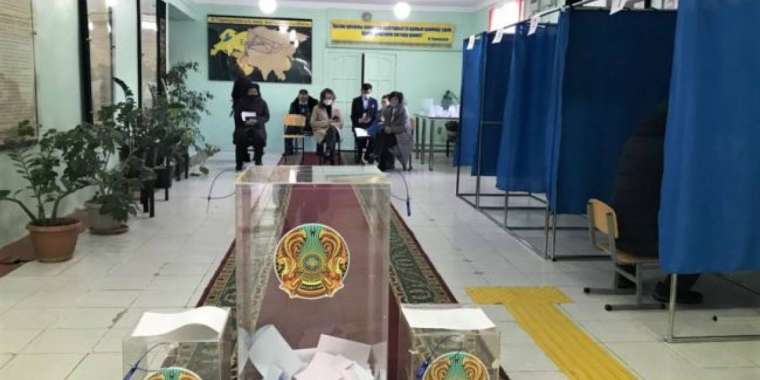 "Тәуелсіз бақылаушыларды белгісіз бақылаушылар бақты"