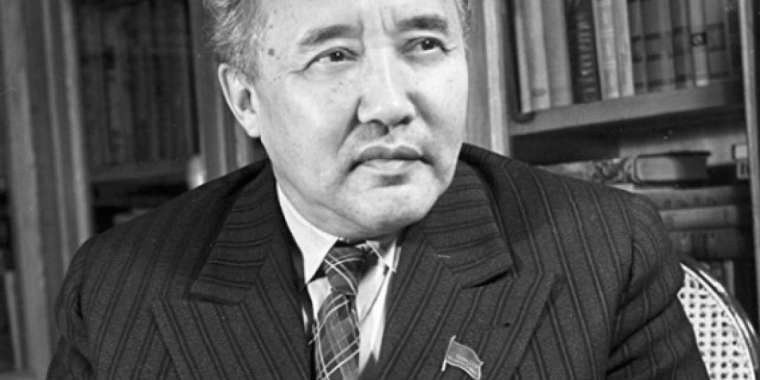 Мәдениет және спорт министрлігі Әуезовке мән бермей отыр