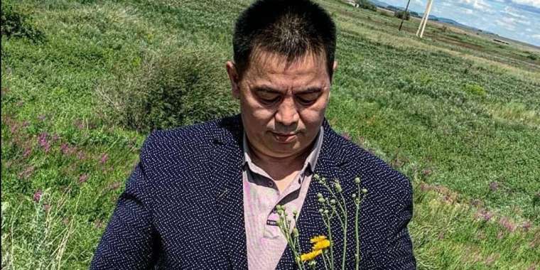 Ержан Алаштуған. Сен ғана, сәуле төгіп, хал сұрадың!