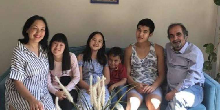 Ерекше баланың анасымын: Даун синдромы жайлы бір сөз