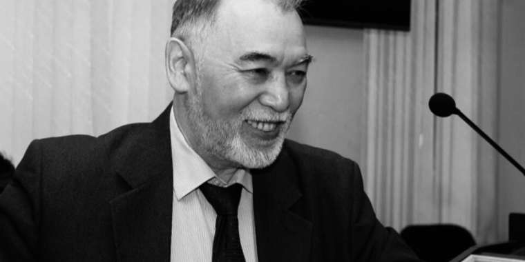 “Азаттық” тілшісі Қазис Тоғызбаев өмірден өтті