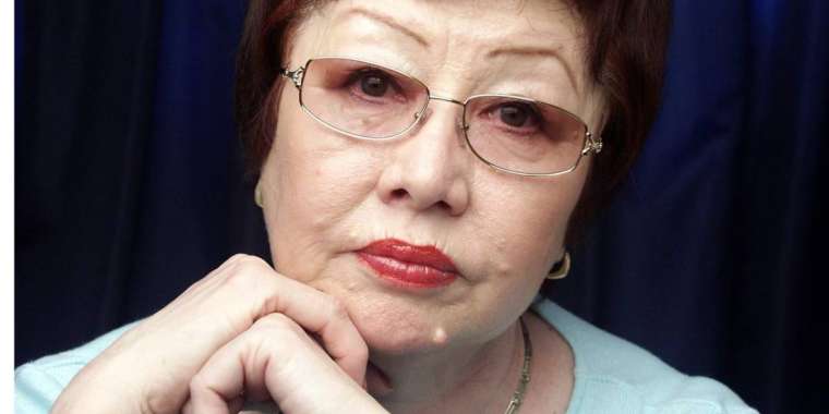 Айдында жүзген ақ желкен