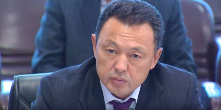 Мыңбаев отставкаға кетуге мәжбүр болған