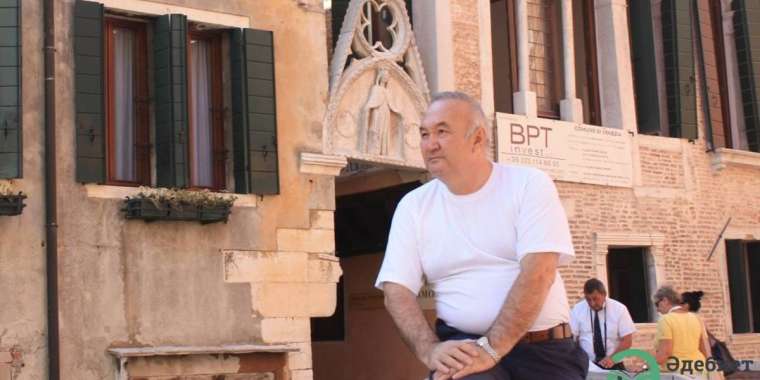 Есенғали планета боп кеткен жоқ па осы...