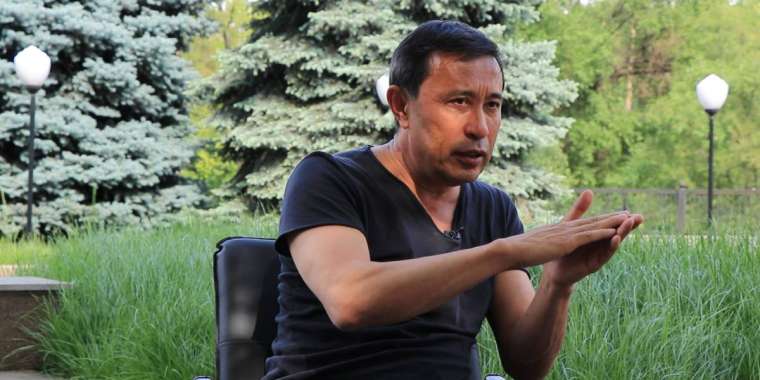 Министр Райымқұлова – ойыншық