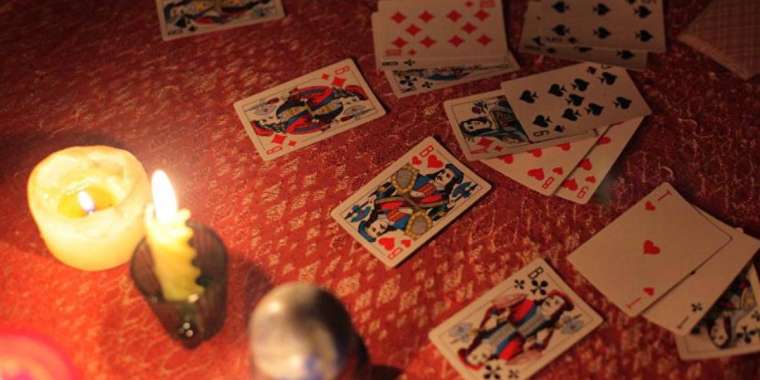 Дәрігер: Бақсы-балгерлік бизнеске айналып кетті