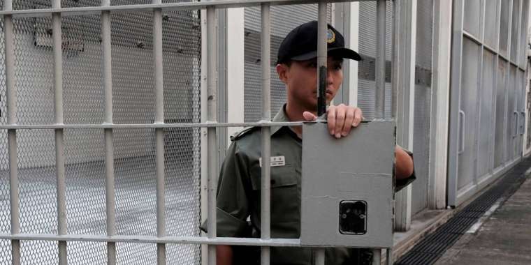 БҰҰ сарапшылары: Қытай түрмедегі мұсылмандардың іш-құрылысын күштеп алып жатыр